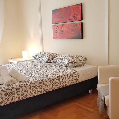 Menta Errathens Apartment - Athens Center, 5 Bd, 2 Bath ภายนอก รูปภาพ