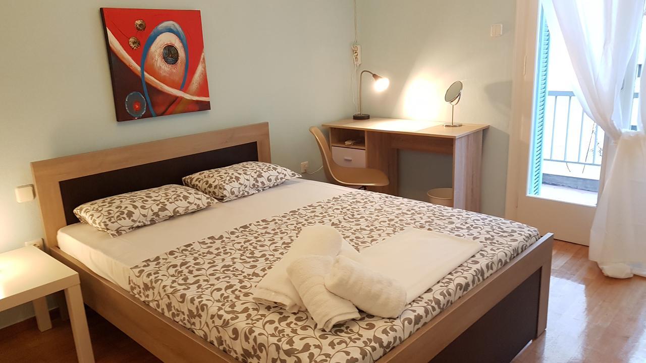 Menta Errathens Apartment - Athens Center, 5 Bd, 2 Bath ภายนอก รูปภาพ